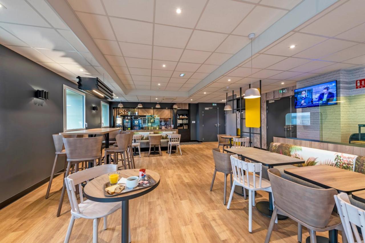Centre Port De Commerce Hotel 3*