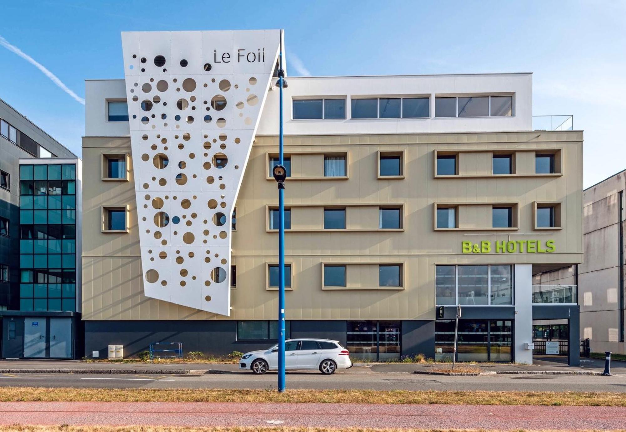 Hotel Centre Port De Commerce
